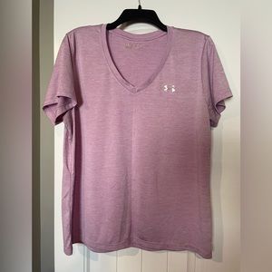 Light purple XL Under Armour loose fit heat gear t-shirt
